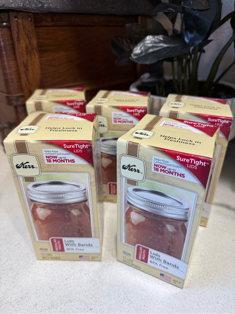 Kerr SureTight Mason Jar Lids with Bands